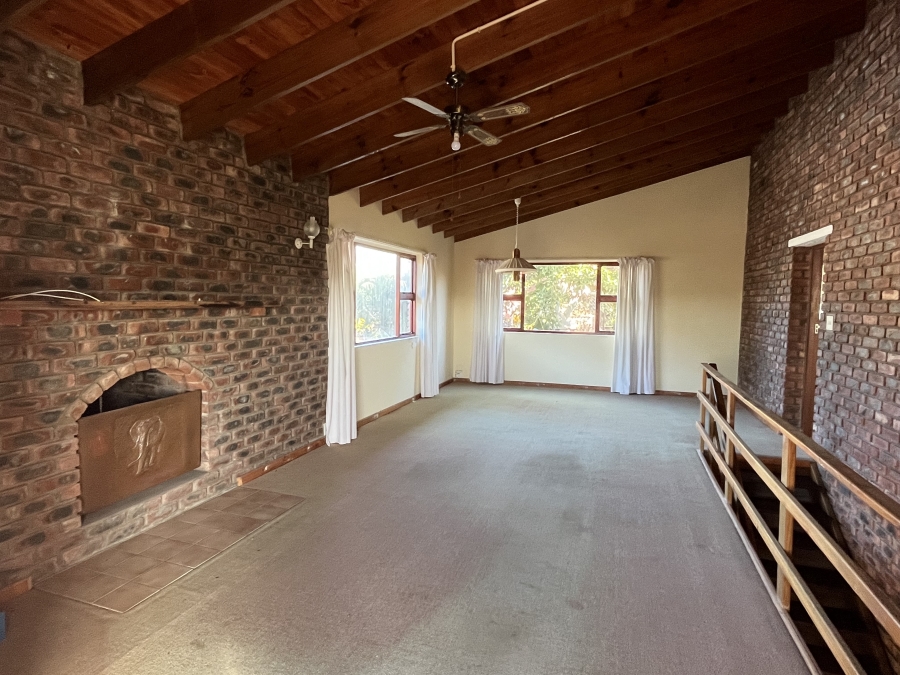 4 Bedroom Property for Sale in Seavale Eastern Cape